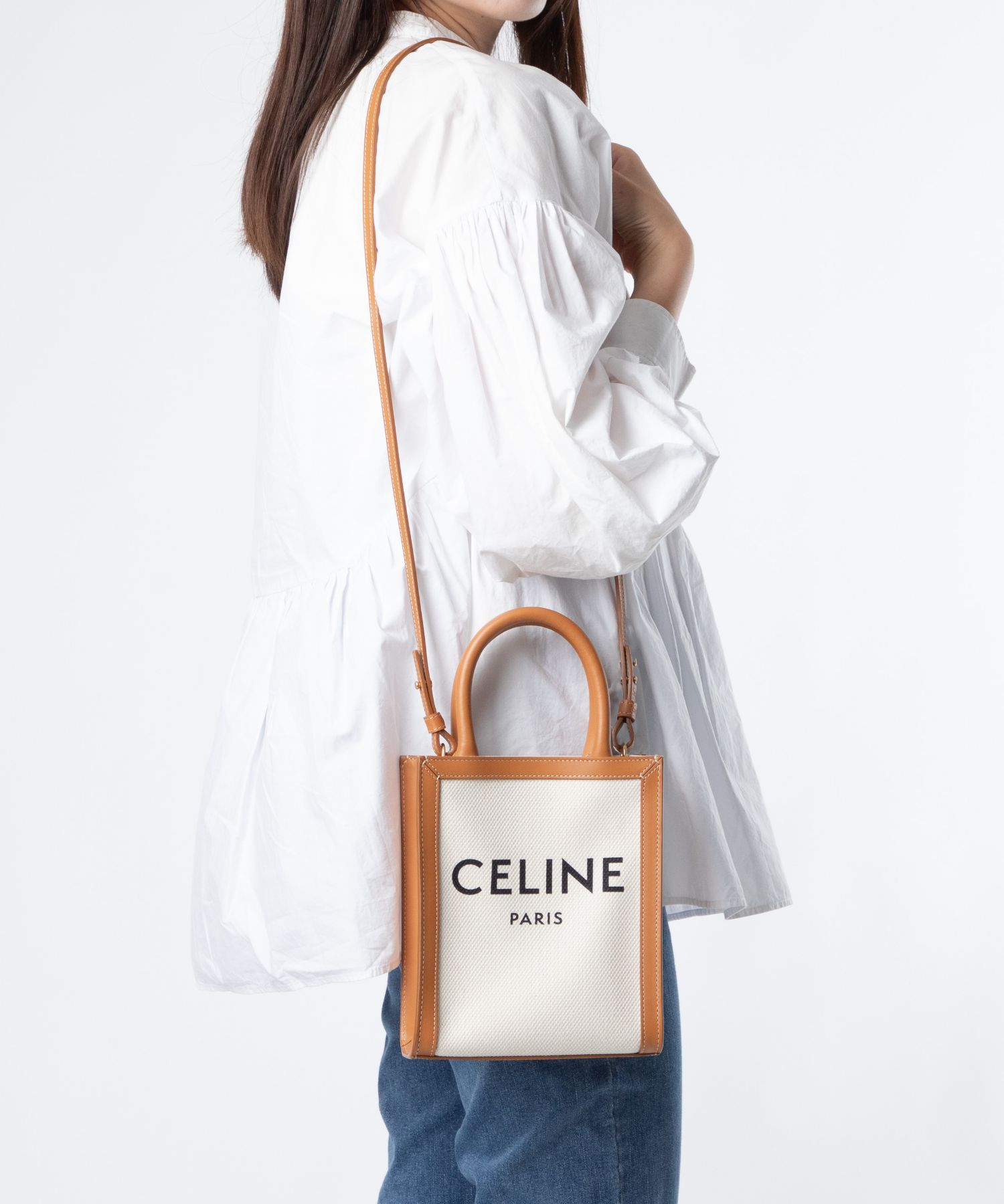 CELINE セリーヌ ミニバーティカルカバ ホワイト ショルダー