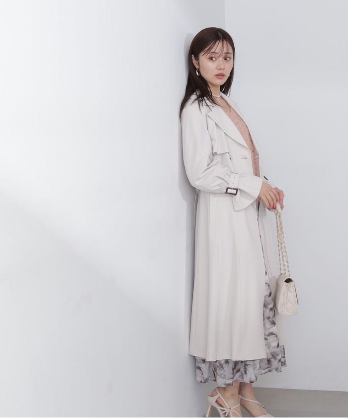 セール 30%OFF】フェミニントレンチコート 24SS(505800688 セール 30%OFF】フェミニントレンチコート 24SS(505800688