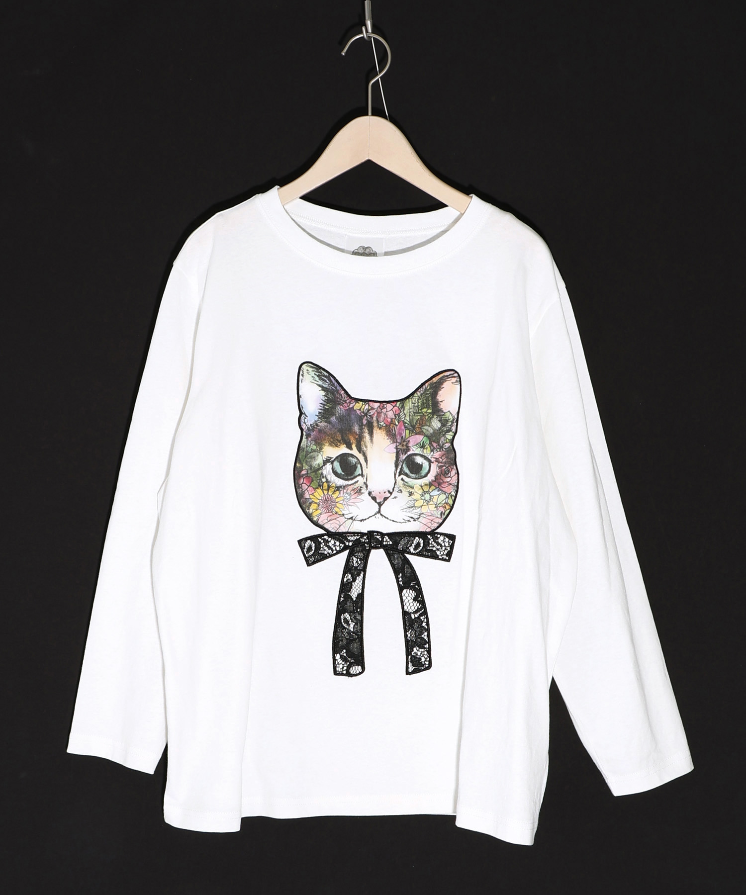 セール】リボンでおめかしネコの刺繍アップリケ ロングスリーブT