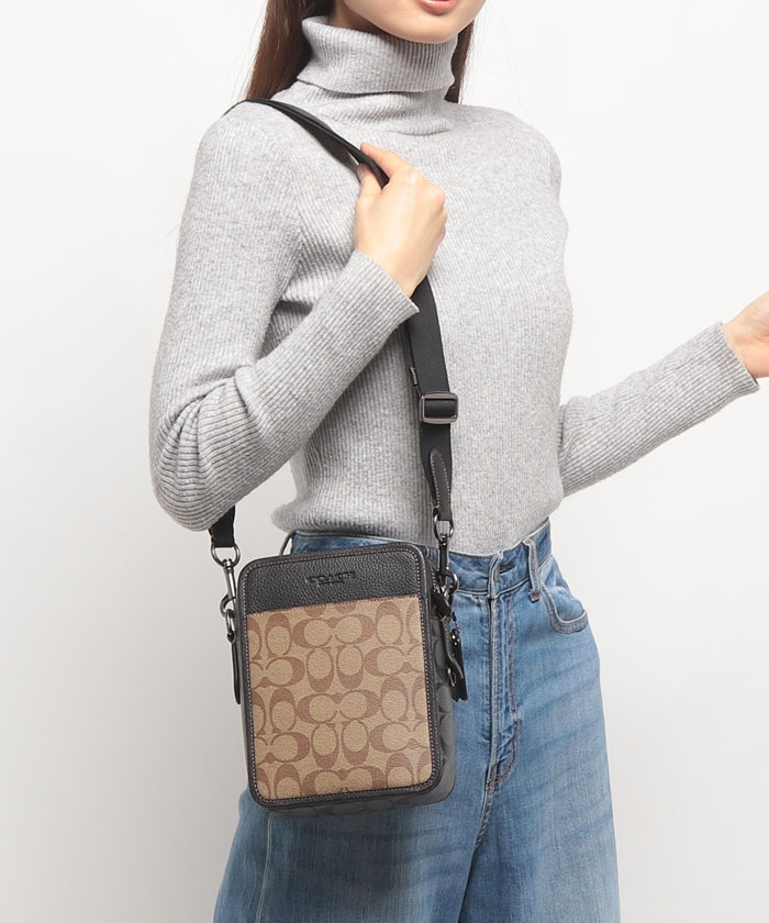 COACH (コーチ) シグネチャー ショルダーバッグ B2308-CC090