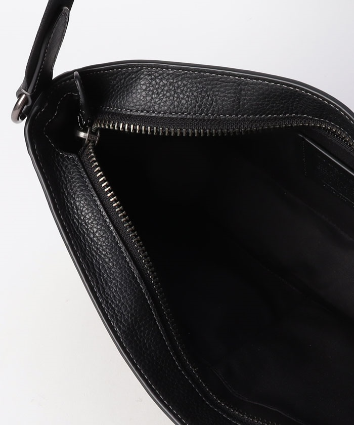 未使用級】coachコーチ ボディバッグ シグネチャーPVC メンズ