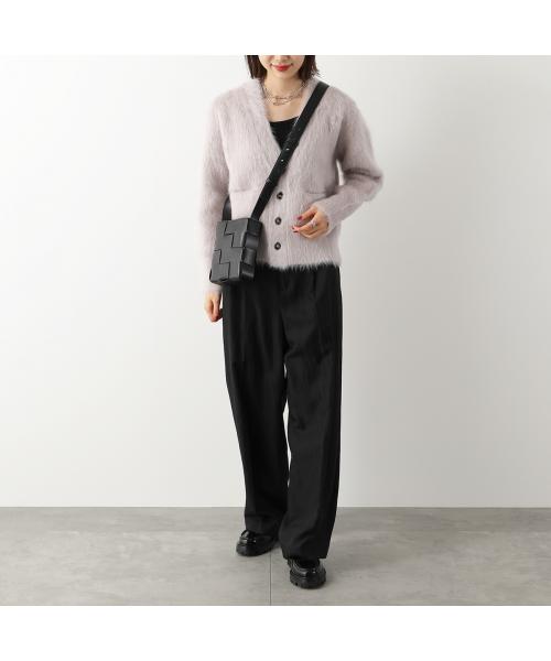直営店☆BOTTEGA VENETA☆ 三角シェイプ トイレタリーバッグ 直営店‐BOTTEGA VENETA‐ 三角シェイプ トイレタリーバッグ