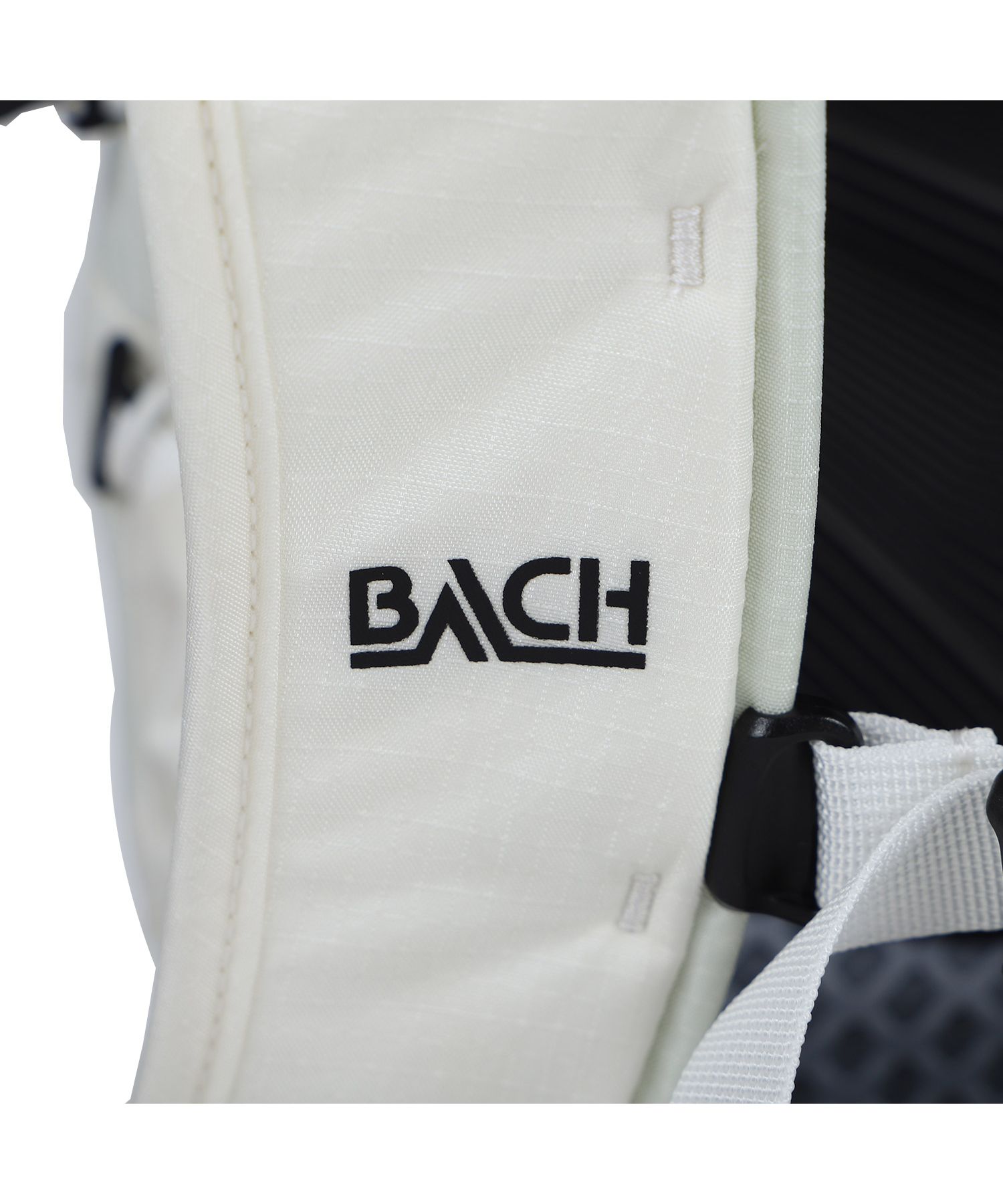 BACH SHIELD 25 レッド バックパック 登山 リュック バッハ BACH バッハ リュック バッグ バックパック メンズ レディース