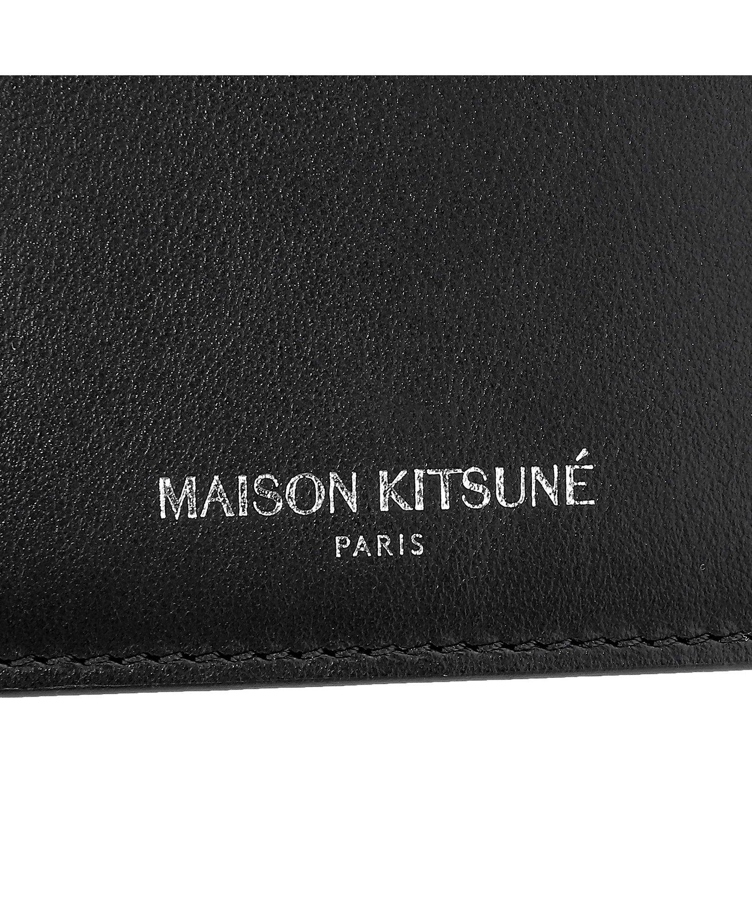 セール 23%OFF】メゾンキツネ MAISON KITSUNE 2つ折り財布