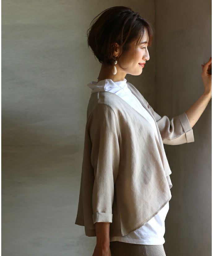 エーレスタイル Ehre style ［お仕事服にも使える］新カーデ提案！1枚で素敵に解決！お仕事にも使えるケープ風カーディガン （アイボリー） エーレスタイル Ehre style ［お仕事服にも使える］新カーデ提案