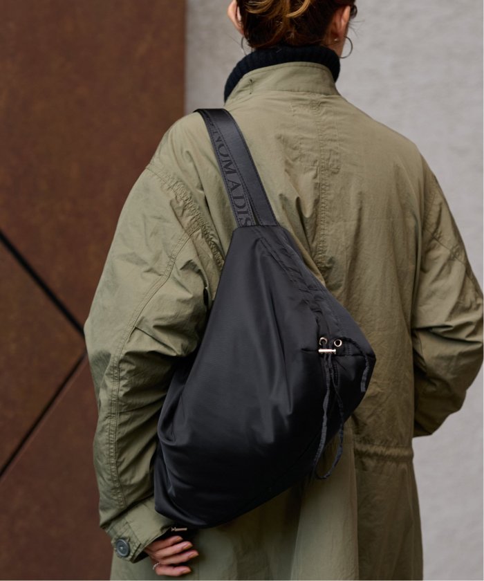 バッグ NOMADIS  boy Demi-Luxe BEAMS｜【WEB限定】NOMADIS / BOY クロスボディバッグ