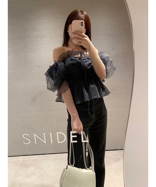 SNIDEL シロ ギャザーフリルオフショルブラウス （スナイデル