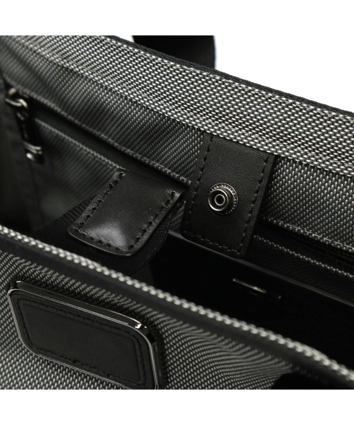 トゥミ TUMI 【日本正規品】 トゥミ トートバッグ 大容量 A4 B4 トゥミ TUMI 【日本正規品】 トゥミ トートバッグ 大容量 A4 B4