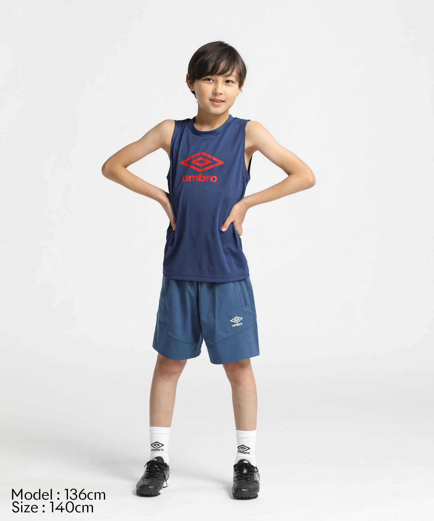 umbro サッカーシャツとショーツセット 流し込み