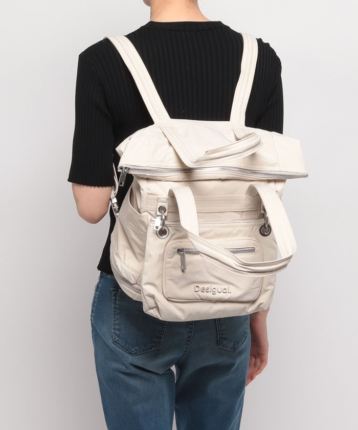 クーポン】デシグアル Desigual Voyager マルチポジション