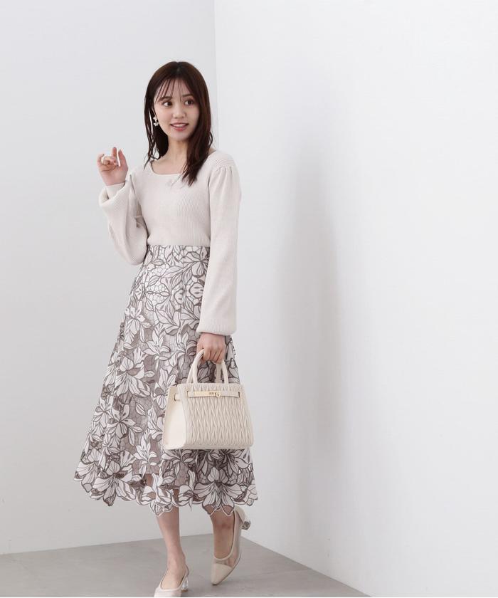 最新最全のをすべて セール 30%OFF】フラワーカットワークフレアスカート(505859047 スカート