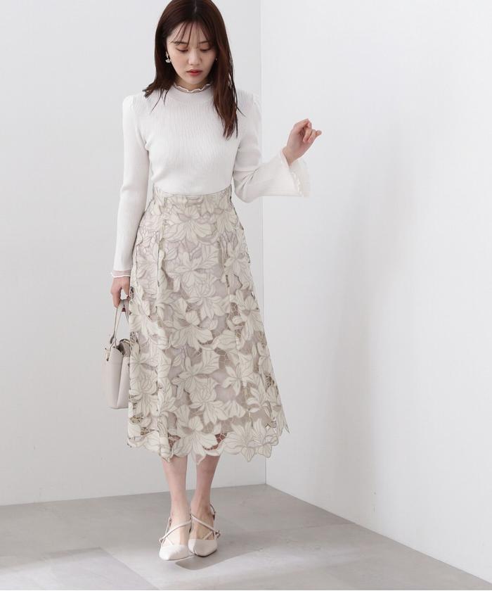セール 30%OFF】フラワーカットワークフレアスカート(505859047