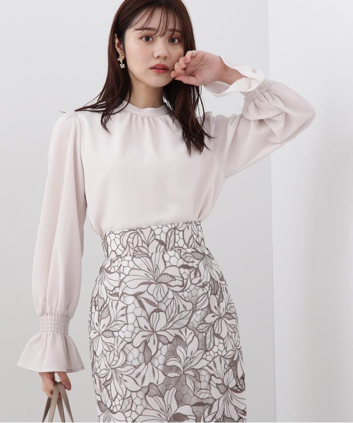 セール 50%OFF】フラワーカットワークタイトスカート 24SS セール 50%OFF】フラワーカットワークタイトスカート 24SS