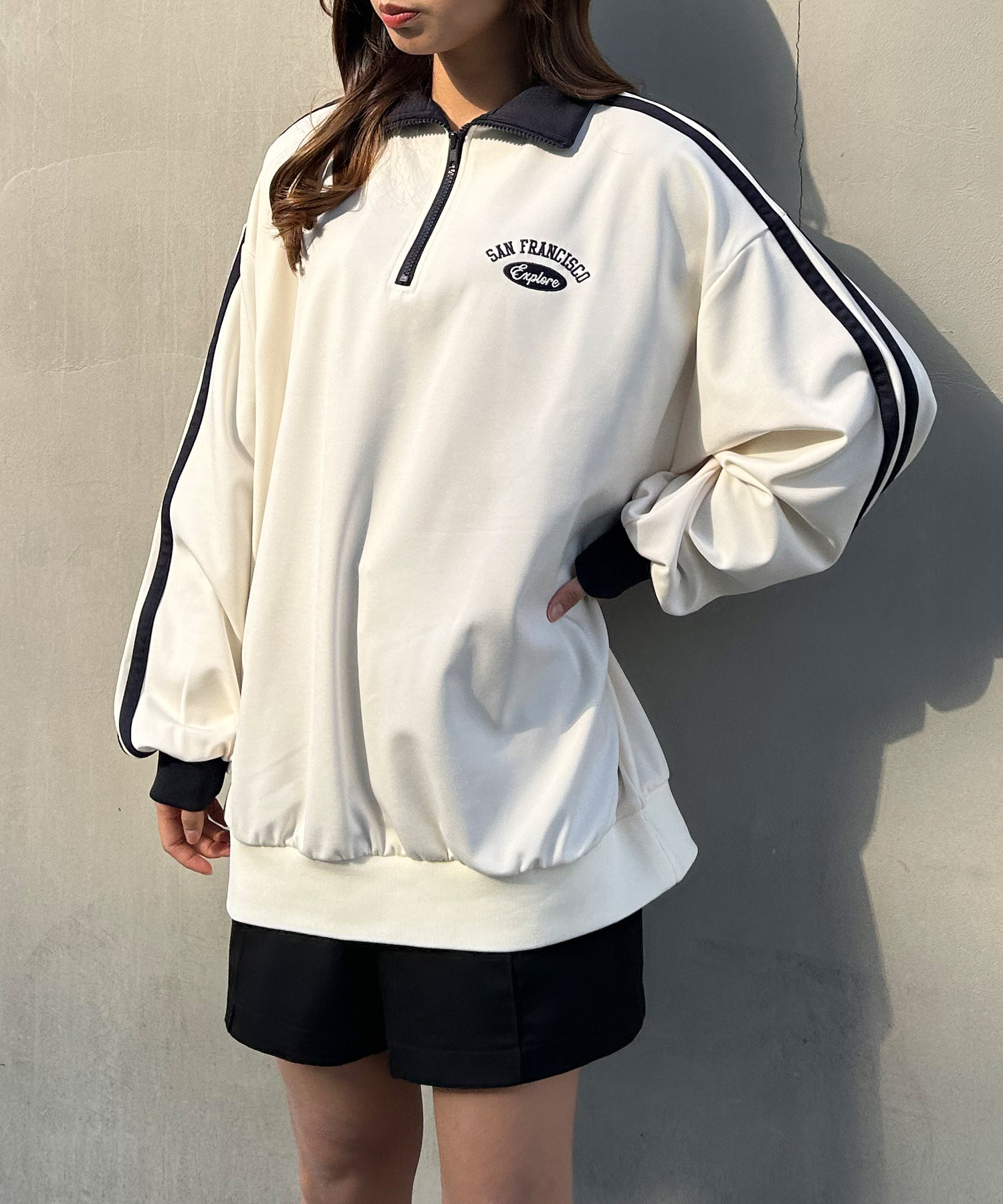 セール 66%OFF】イング INGNI サイドラインハーフZIP胸ロゴ
