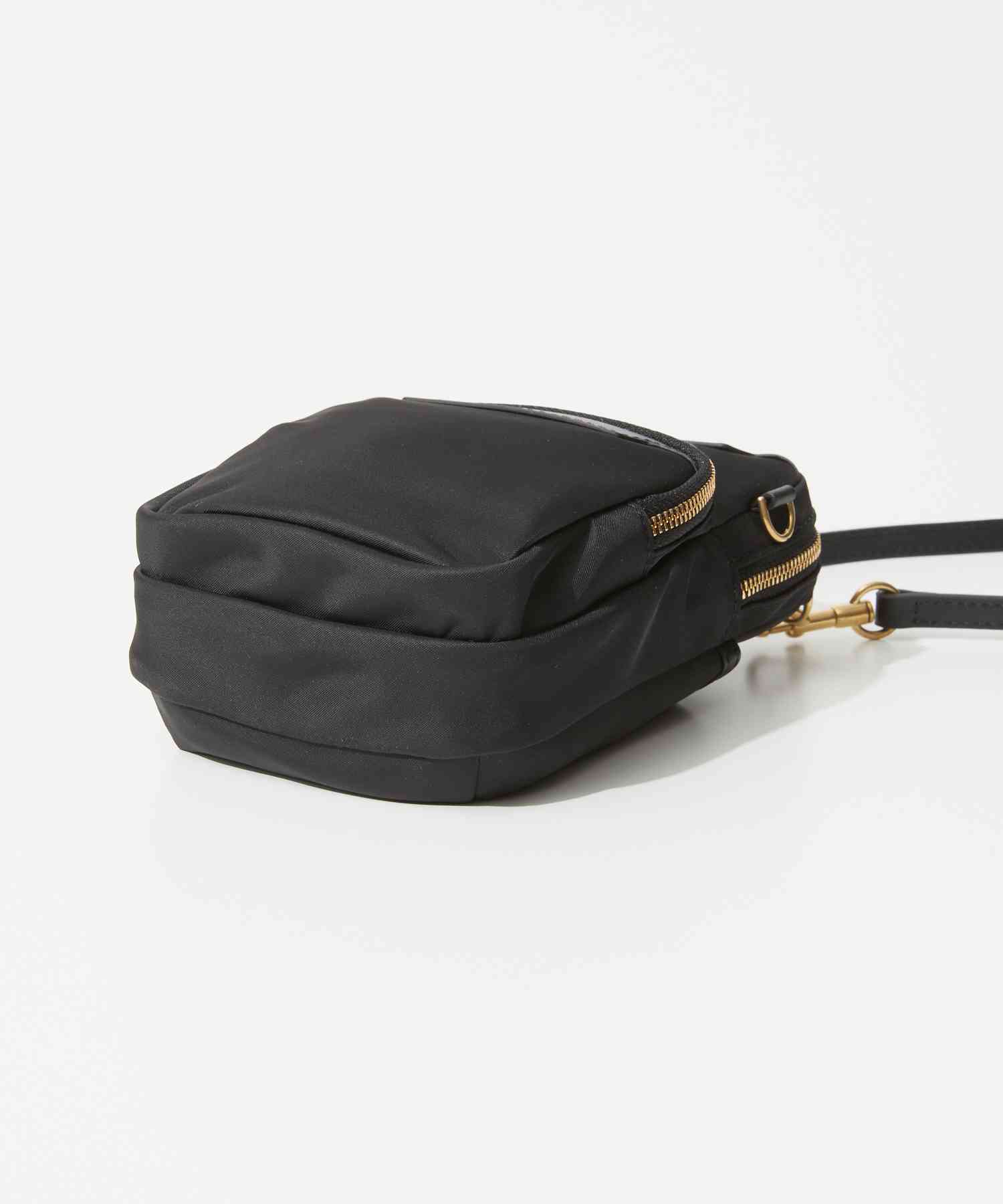 アニヤ ハインドマーチ ANYA HINDMARCH 5050925 181631