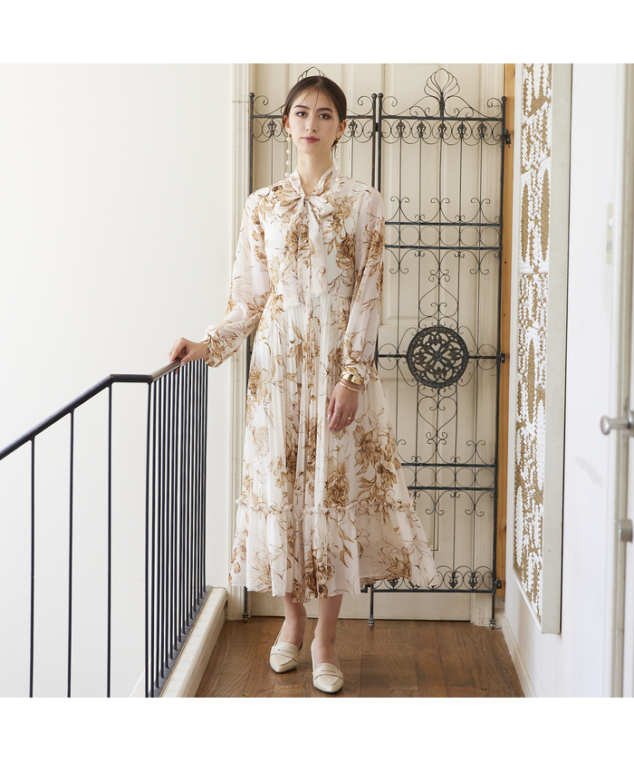 Audie a Muses 幅広レースフレアチュニック Audie a Muses 幅広レースフレアチュニック