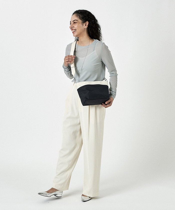 ショルダーバッグ・ポシェット LeSportsac Deep Sea Blue Gardenia Small Bucket Bag 1115C527 LeSportsac Deep Sea Blue / Gardenia Small Bucket Bag - Navy