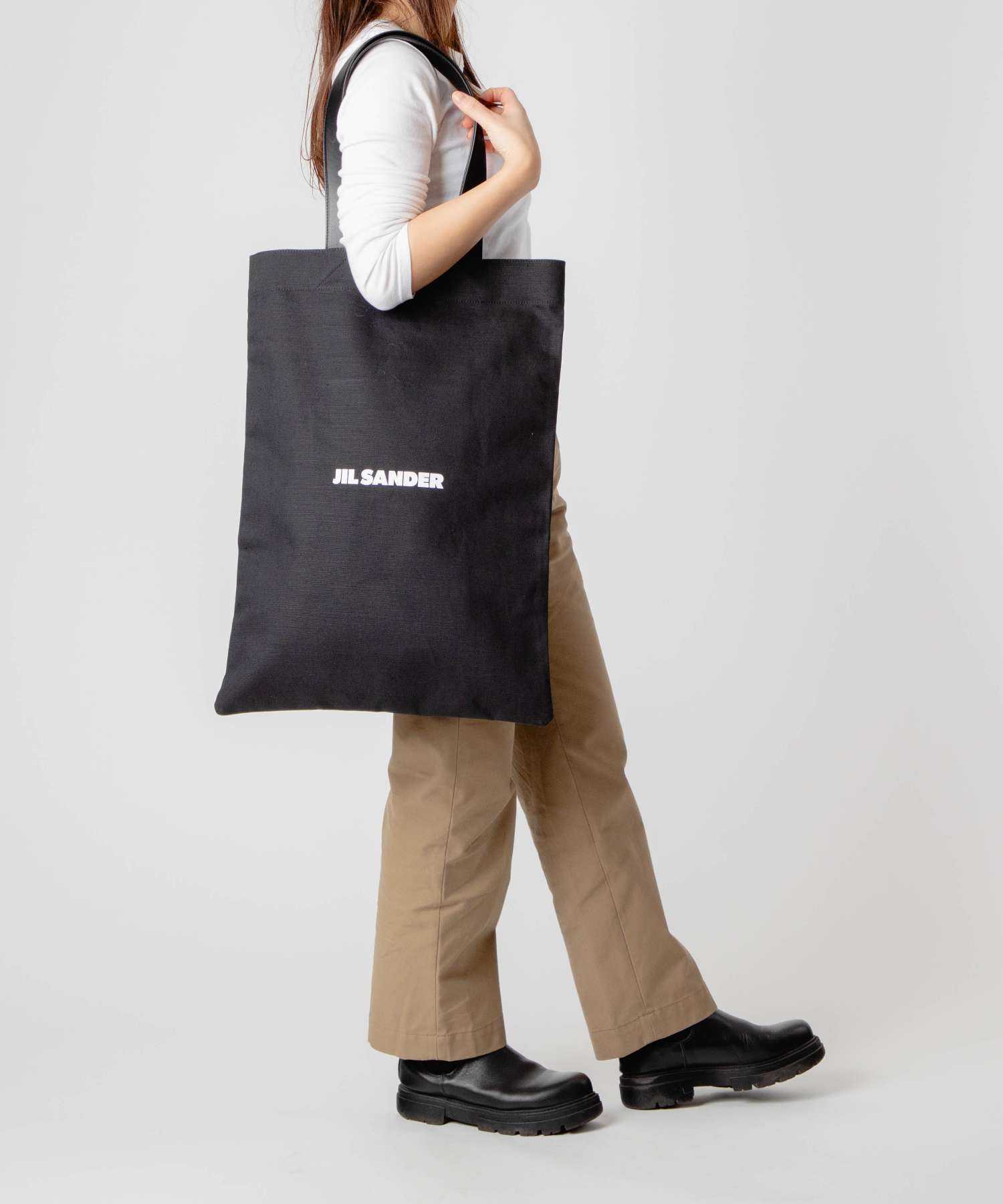 セール】ジルサンダー Jil Sander J26WC0004 P4863 トートバッグ