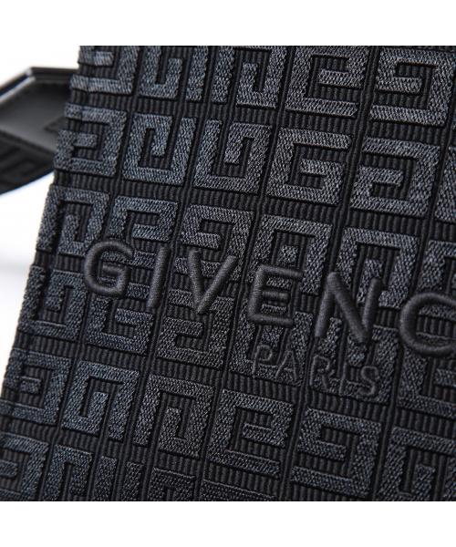 セール】GIVENCHY ショルダーバッグ G-TOTE MINI BB50N0B18Z セール】GIVENCHY ショルダーバッグ G-TOTE MINI BB50N0B18Z