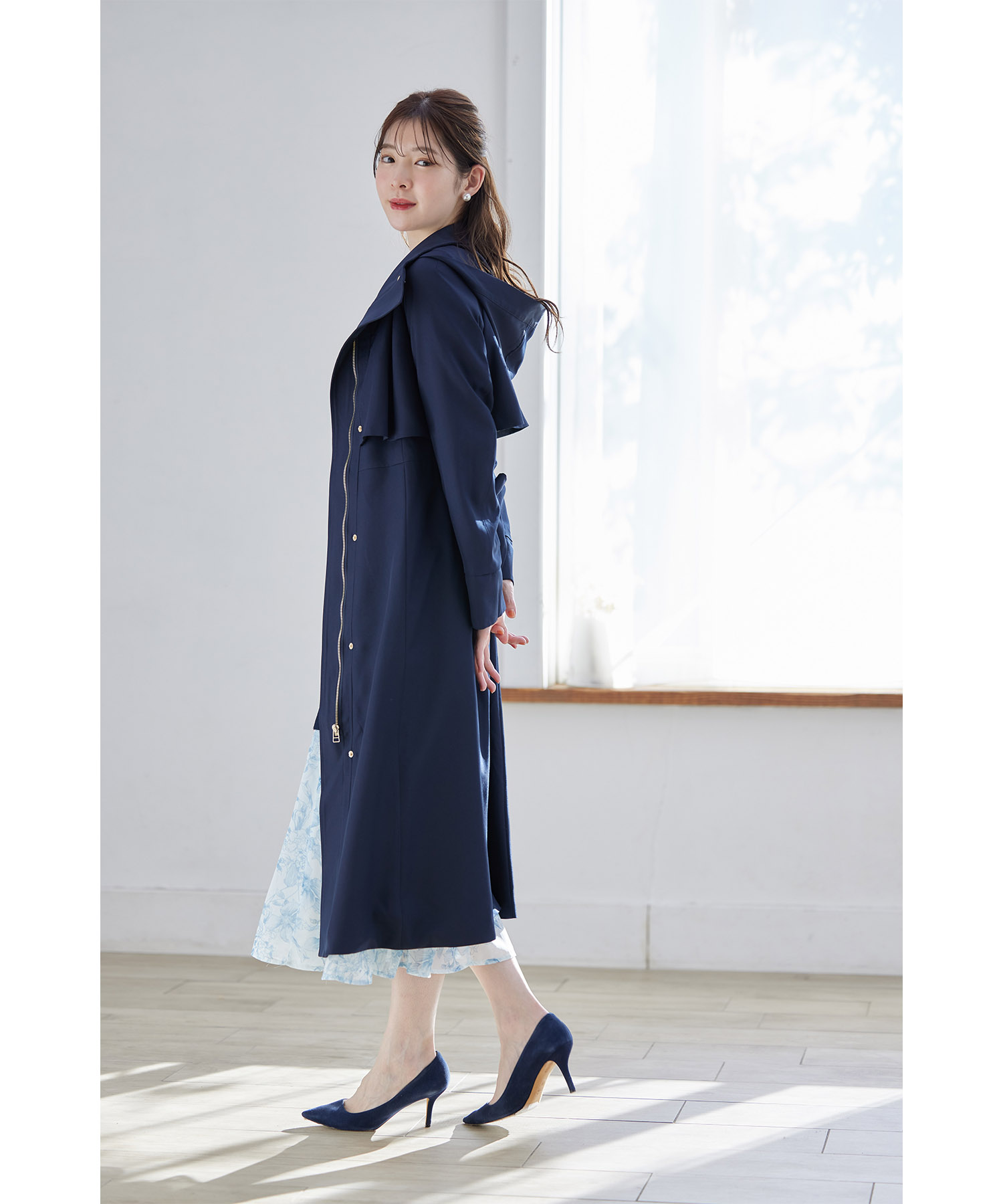 セール】トッコクローゼット tocco closet ベルト付きスタンド セール】トッコクローゼット tocco closet ベルト付きスタンド