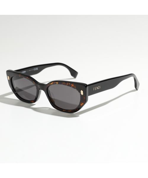 セール】FENDI サングラス FE40018I スクエア型 (505920464 セール】FENDI サングラス FE40018I スクエア型 (505920464