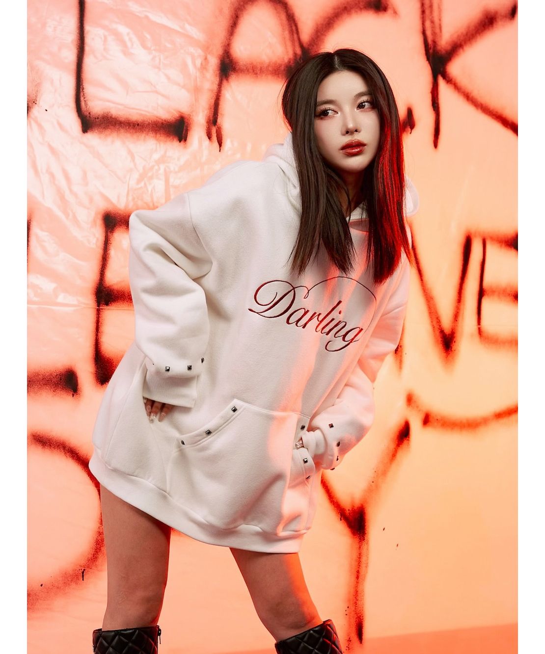 Darich Darling パーカー グラフィックスタッズフーディー グラフィックスタッズフーディー – Darich (ダーリッチ)
