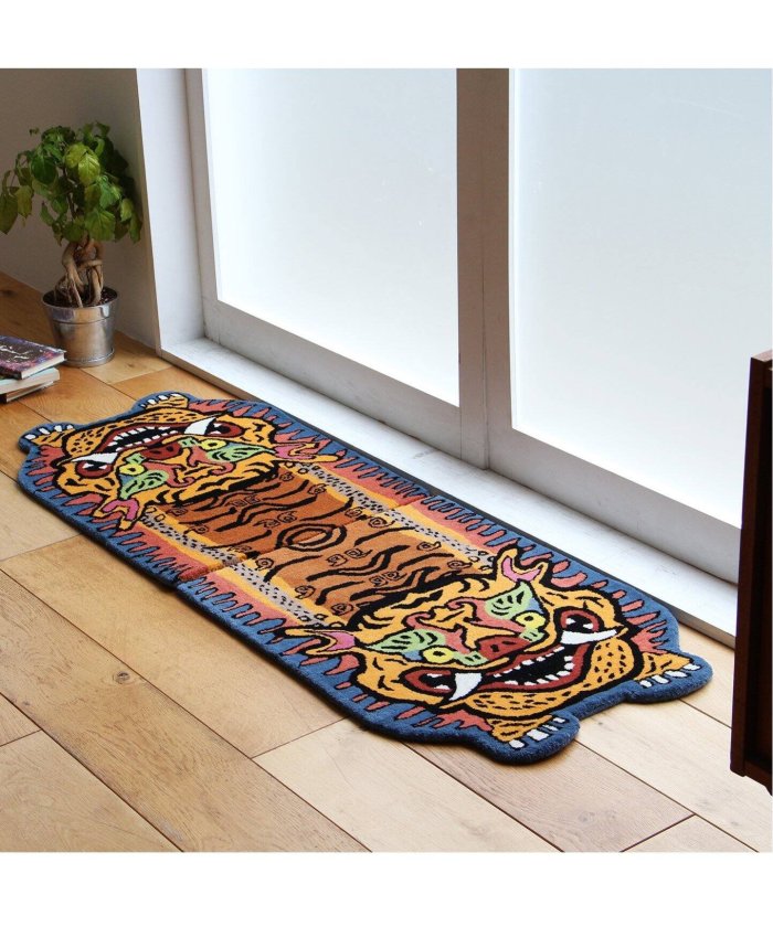 ホワイト S チベタンタイガーラグ Tibetan Tiger Rug White