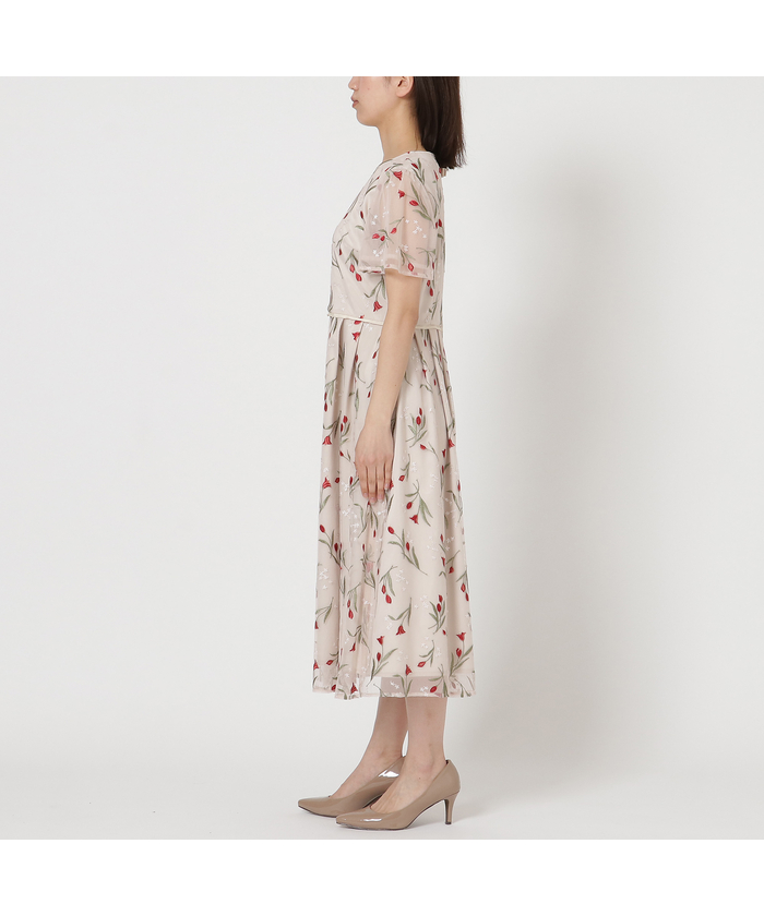 美品✳︎45R ダンガリーのチューリップ刺繍ワンピース 45R - 専用です。45R 花刺繍ワンピースの通販 by はな
