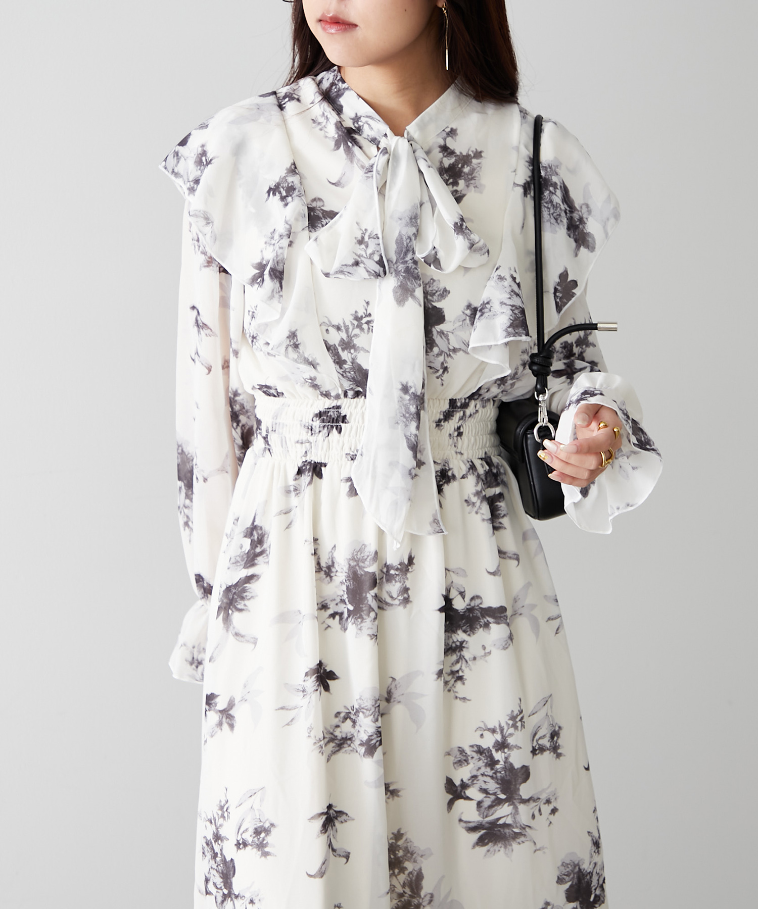 ◆Donna Karan ノースリーブフェイクラップワンピース Amazon.co.jp: [Amazon Essentials] フェイクラップ ワンピース