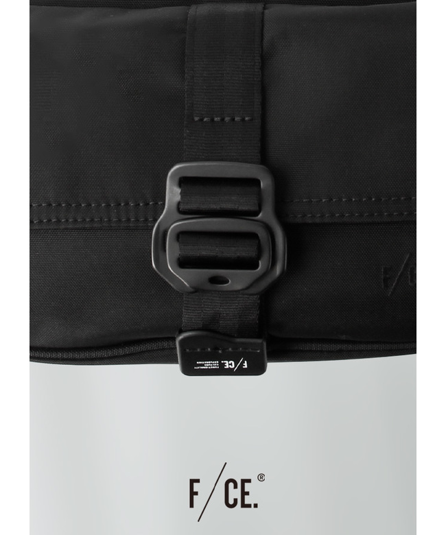 f/ce エフシーイー メッセンジャー バッグ ブラック F/CE. ECOPAK MESSENGER / エフシーイー エコパック