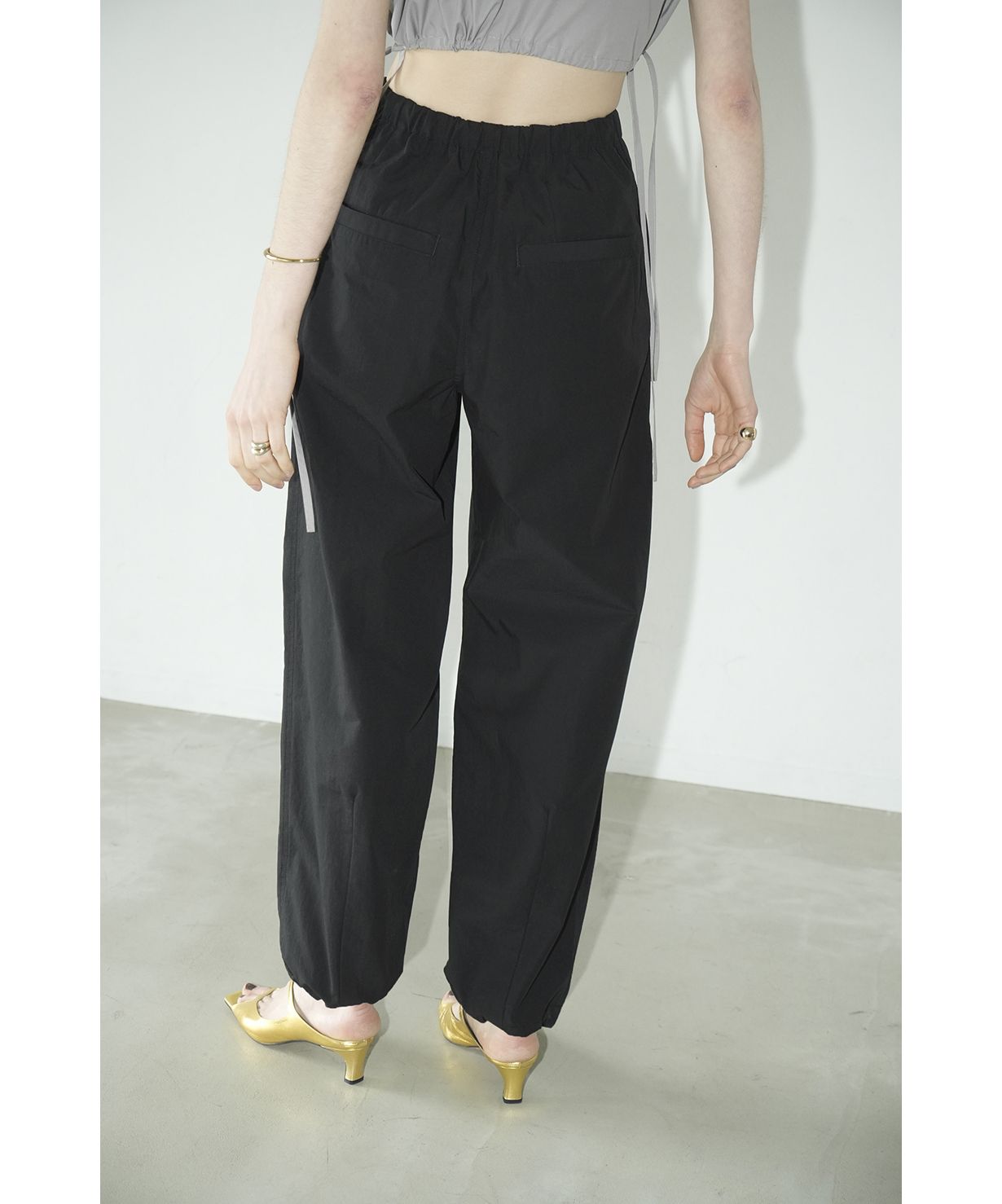 セール 30%OFF】COTTON PARACHUTE PANTS(505957707) | クラネ