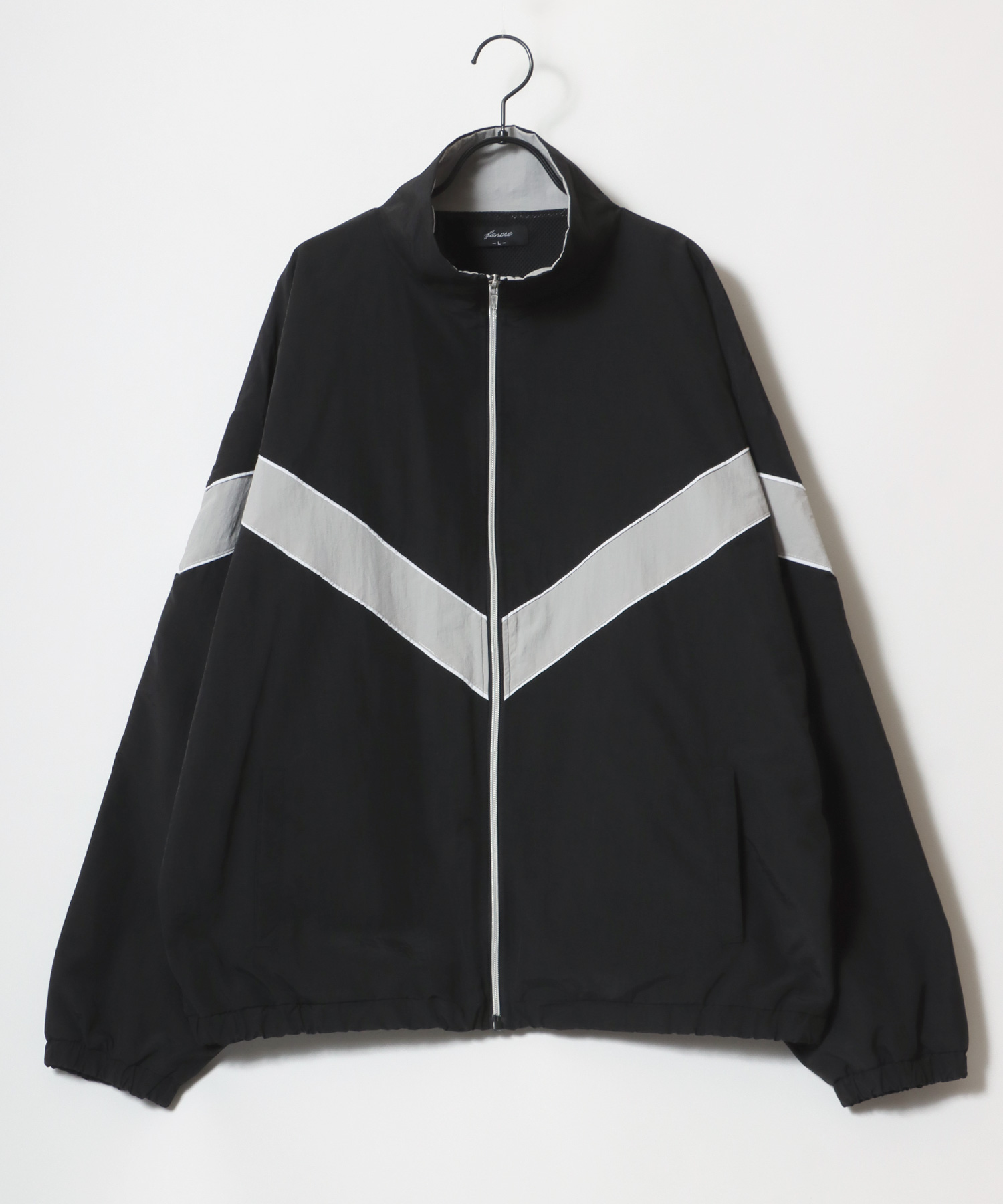 Chikashitsu +（チカシツプラス）の「ストリートファッション