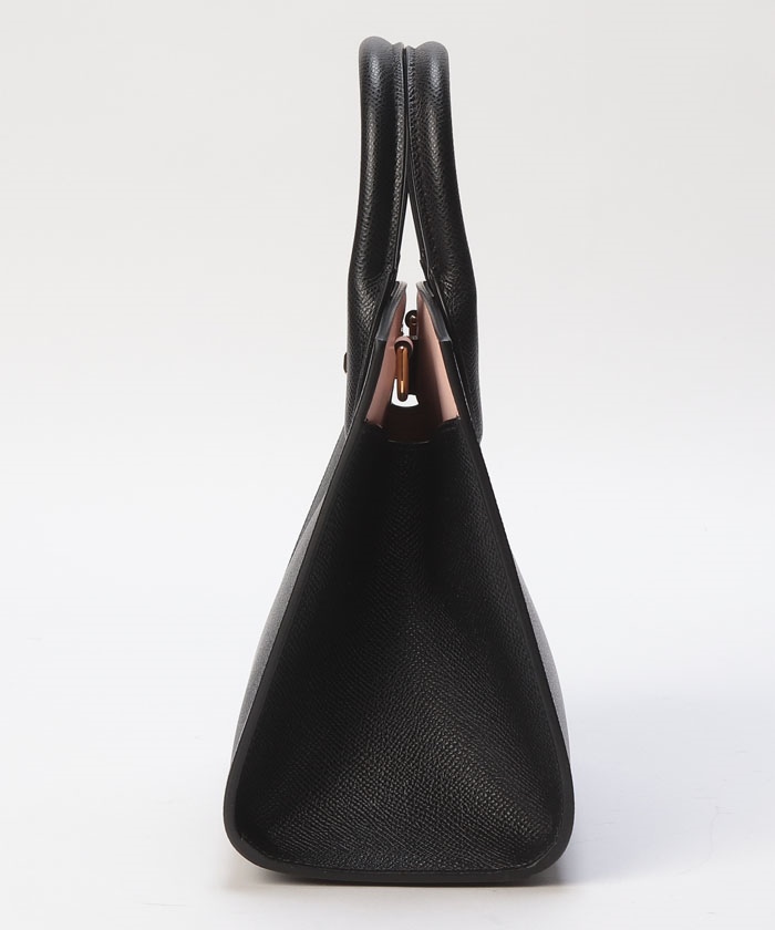 セール】【FERRAGAMO】フェラガモ STUDIO BOX BAG スタジオ セール】【FERRAGAMO】フェラガモ STUDIO BOX BAG スタジオ