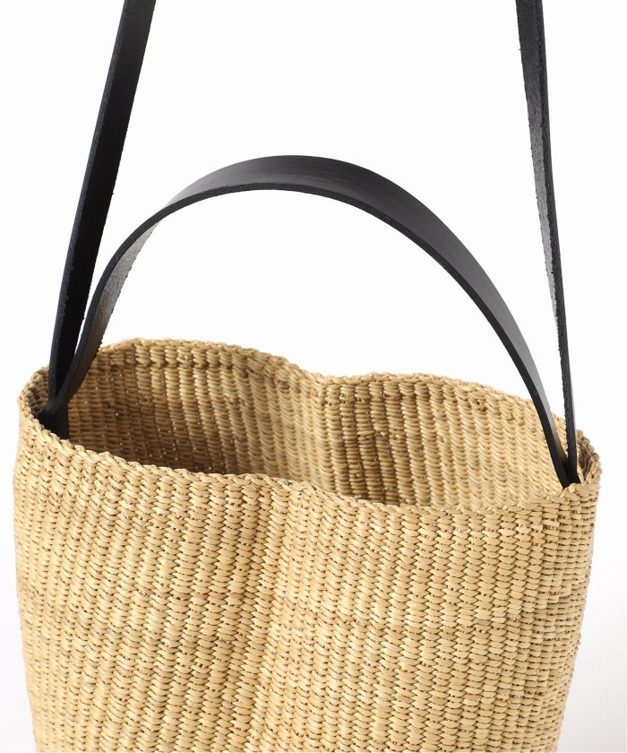 INES BRESSAND/イネス ブレッサンド】HARICOT:ショルダーバッグ INES BRESSAND/イネス ブレッサンド】HARICOT:ショルダーバッグ