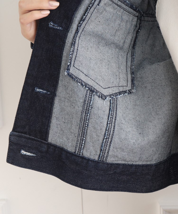 セール 30%OFF】パール調釦ノーカラーデニムジャケット