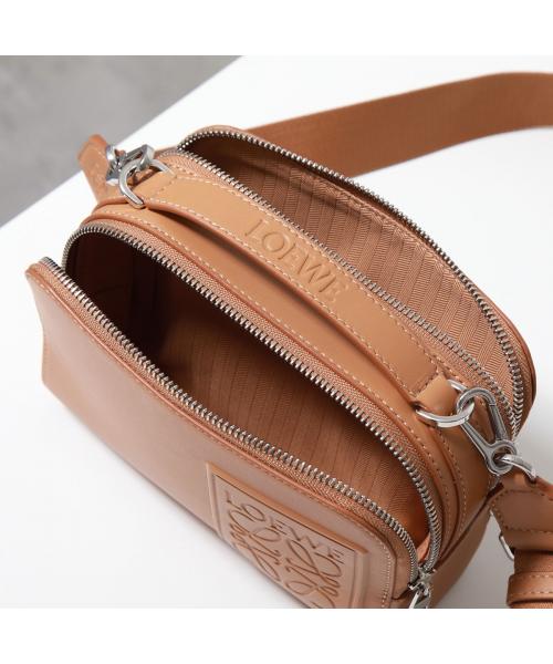 ロエベ LOEWE LOEWE ショルダーバッグ C565R41X01 アナグラム ロエベ LOEWE LOEWE ショルダーバッグ C565R41X01 アナグラム