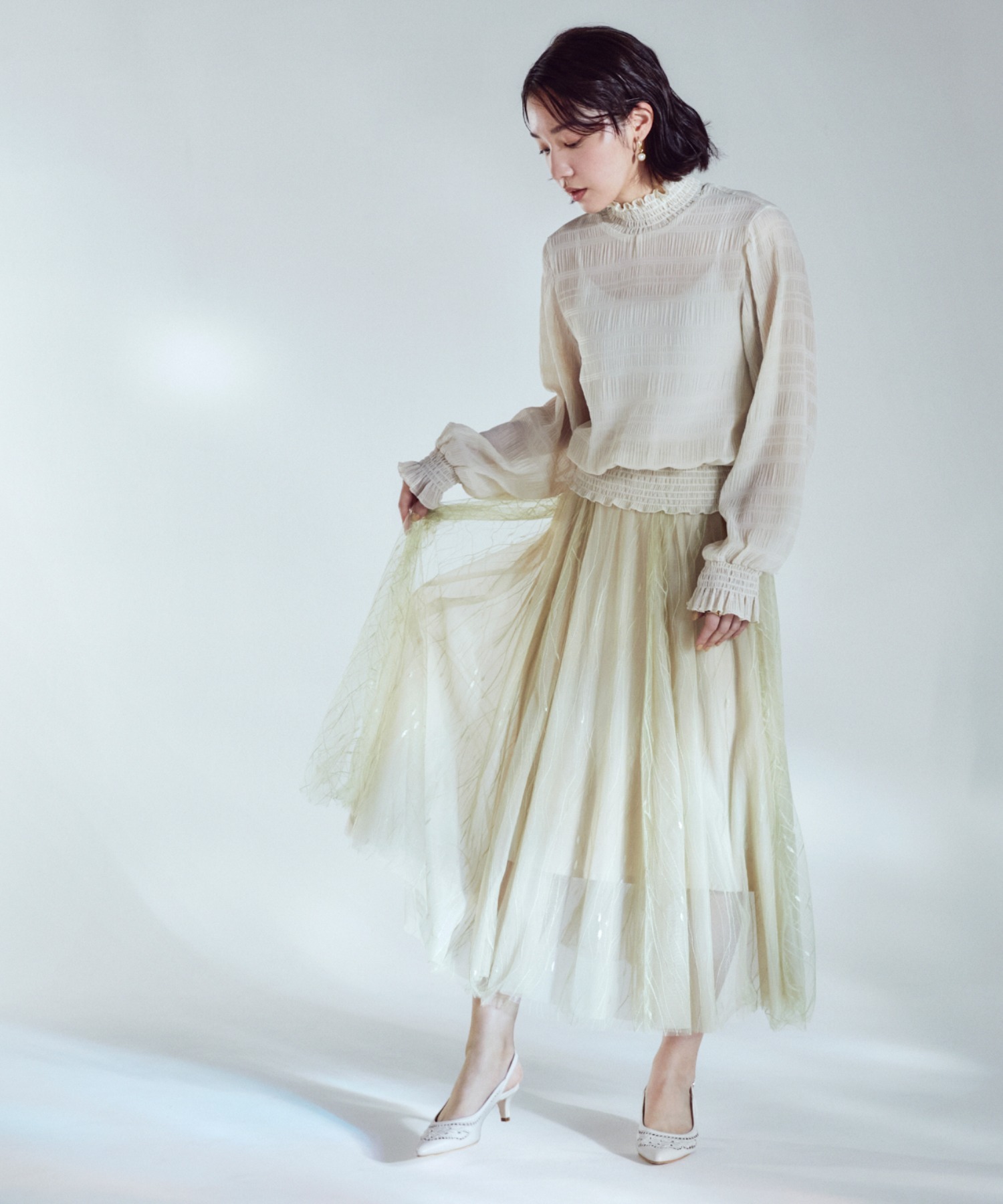【★完売必至★】ELISABETTA FRANCHI ☆ ラインストーンパンプス フラット スパンコールドット パンプス （ブラック チュール