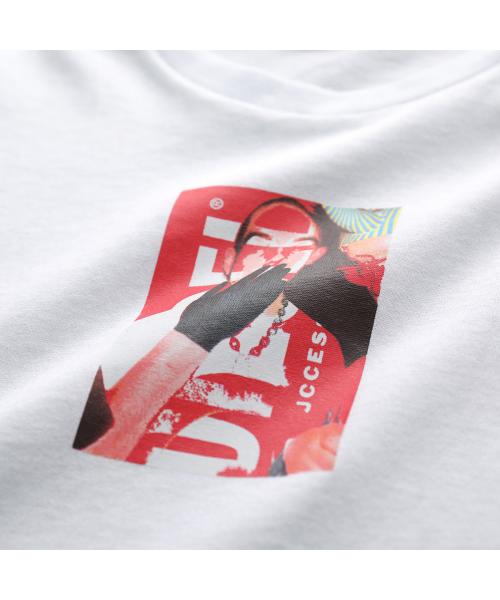 セール 29%OFF】DIESEL Tシャツ T－JUST－N11 A12458 0BEAF 半袖 