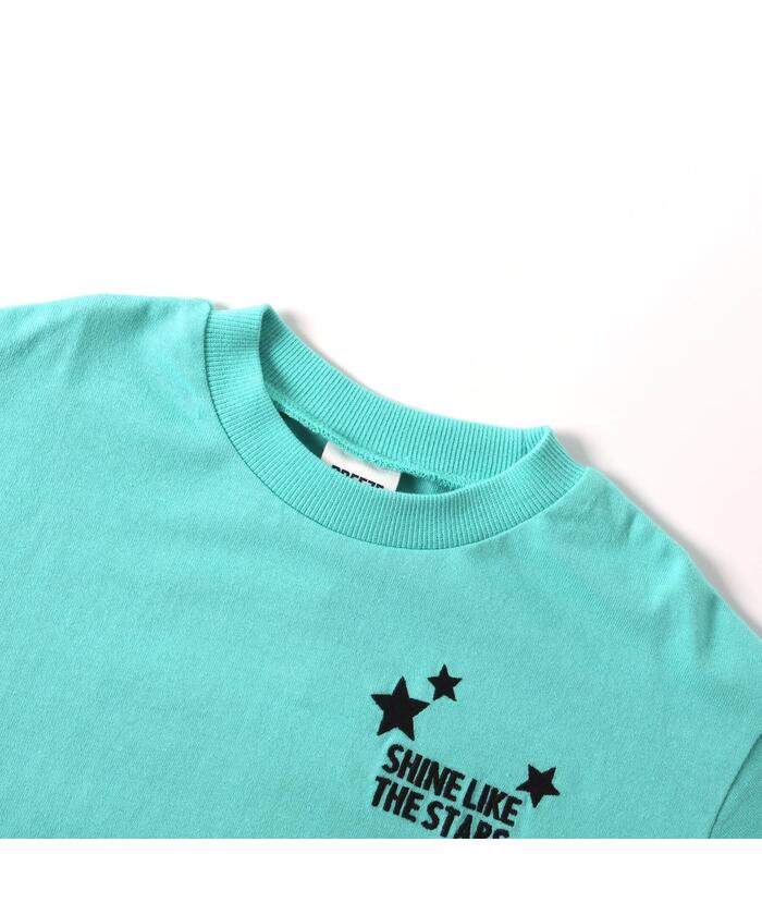 【boohoo】STAR GOTHIC プリント Tシャツ アーティストプリントTシャツ(M オフシロ＊01): トップス｜Right