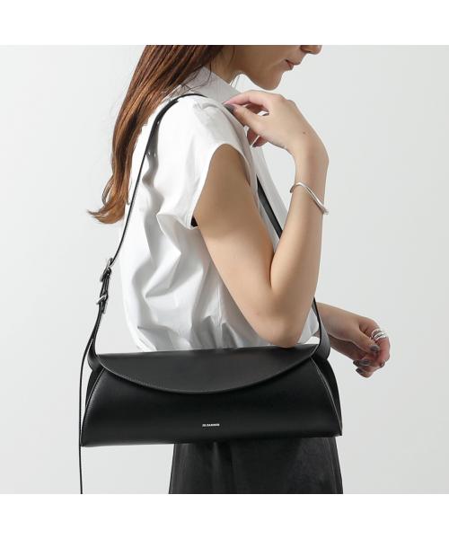 JIL SANDER ジル サンダー Cannolo バケットバッグ ジル サンダー「カンノーロ」に新作バケットバッグ、シルバーに