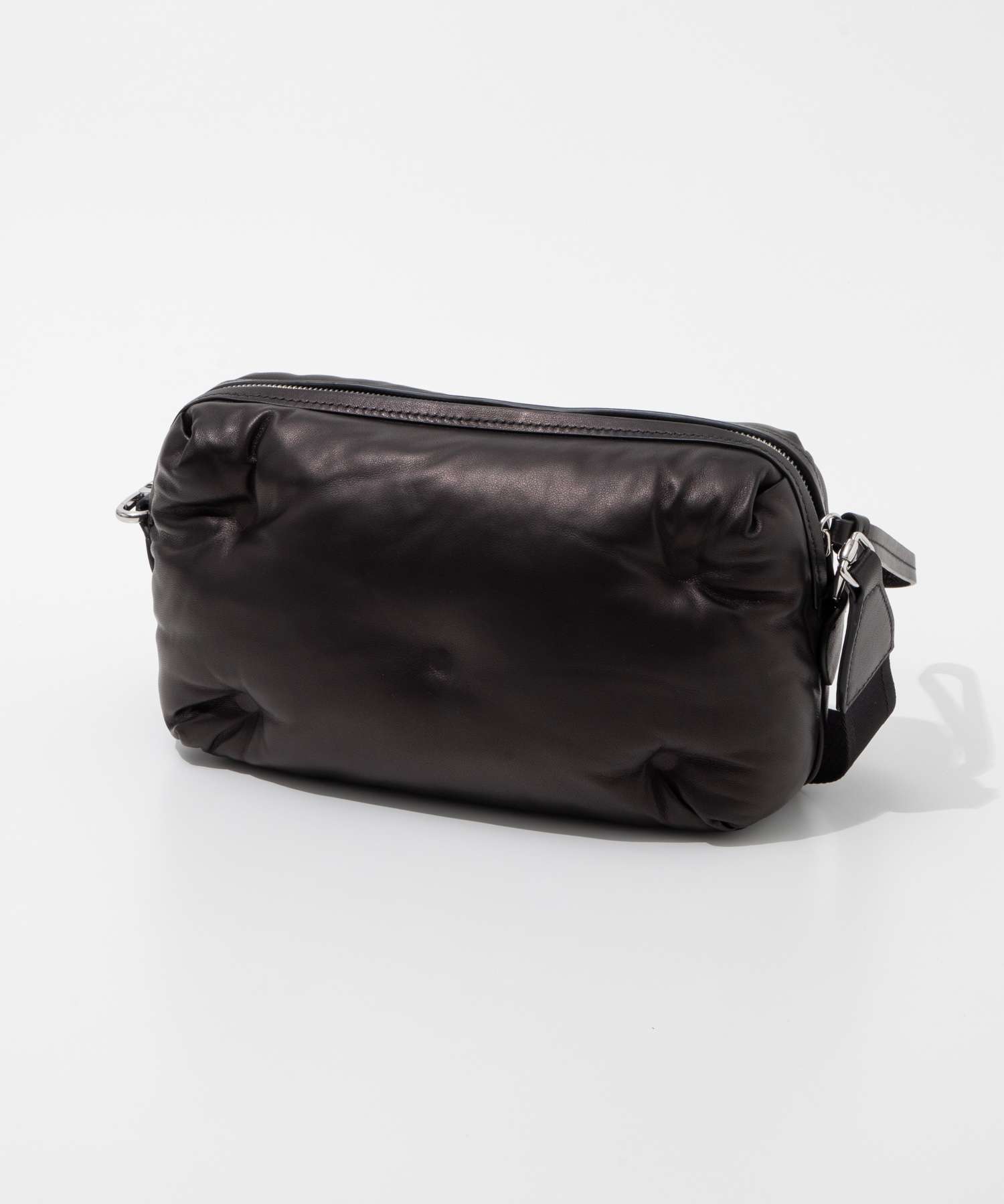 【お洒落で上品★】MAISON MARGIELA ショルダーバッグ カメラ 関税込み】マルジェラ ミニカメラバッグ (Maison Margiela