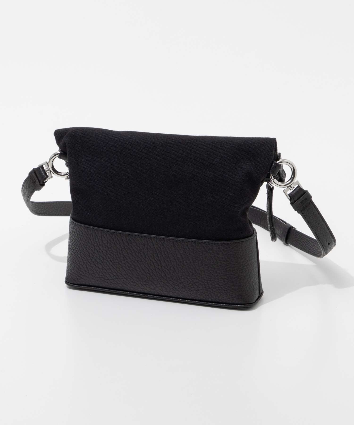 メゾン マルジェラ MAISON MARGIELA SB1WG0042 P4348 ショルダー メゾン マルジェラ MAISON MARGIELA SB1WG0042 P4348 ショルダー