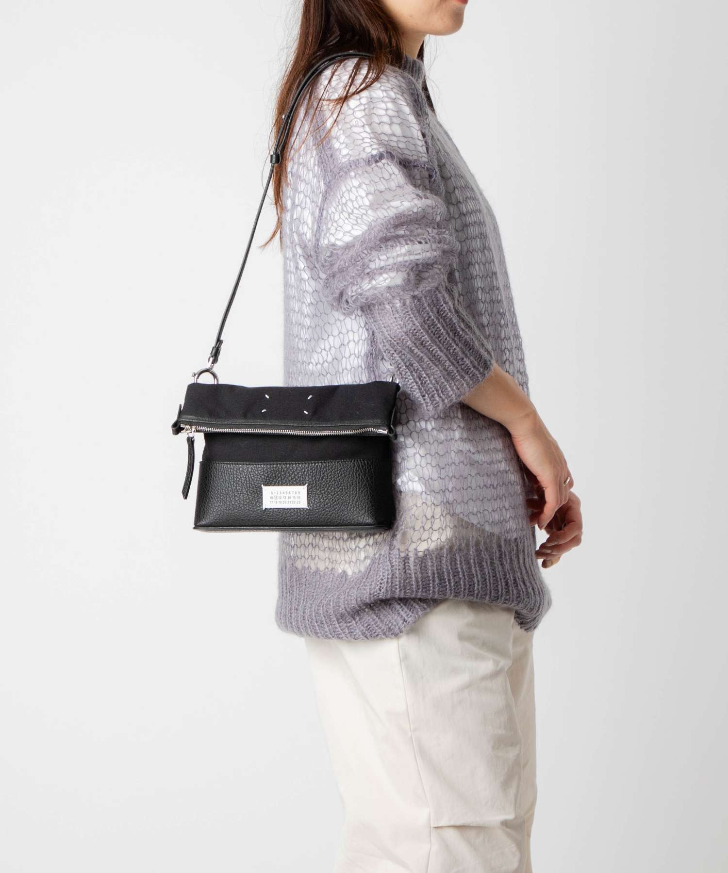 メゾン マルジェラ MAISON MARGIELA SB1WG0042 P4348 ショルダー メゾン マルジェラ MAISON MARGIELA SB1WG0042 P4348 ショルダー