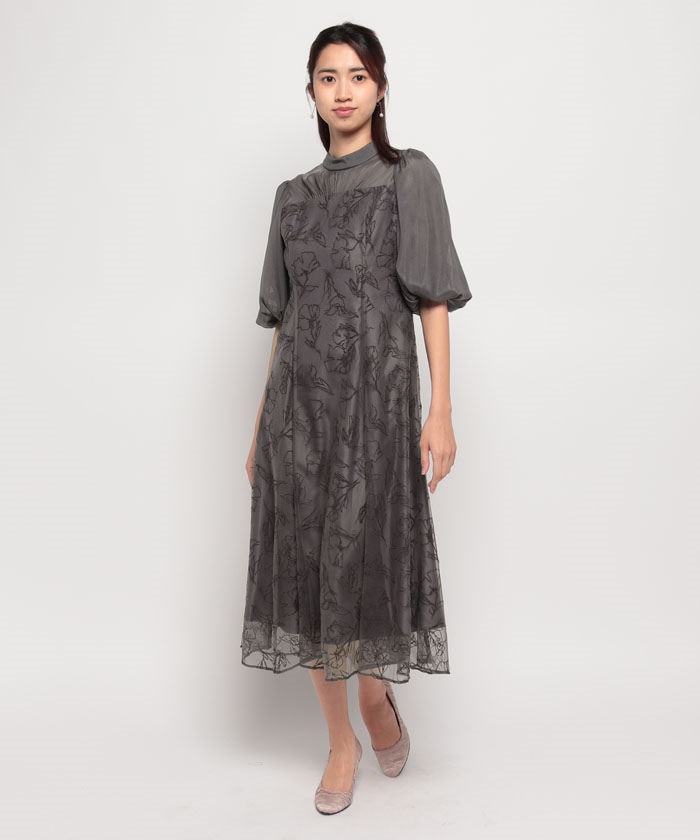 form forma シアーパフスリーブ花柄ドレス ブラック 9号 formformaオリジナル》シアーパフスリーブ 花柄刺繍ドレス/結婚