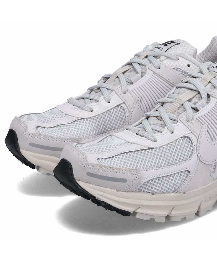 【2025A/W新作★送料無料】 セール】ナイキ NIKE NIKE ZOOM VOMERO 5 SP ナイキ ズーム 靴