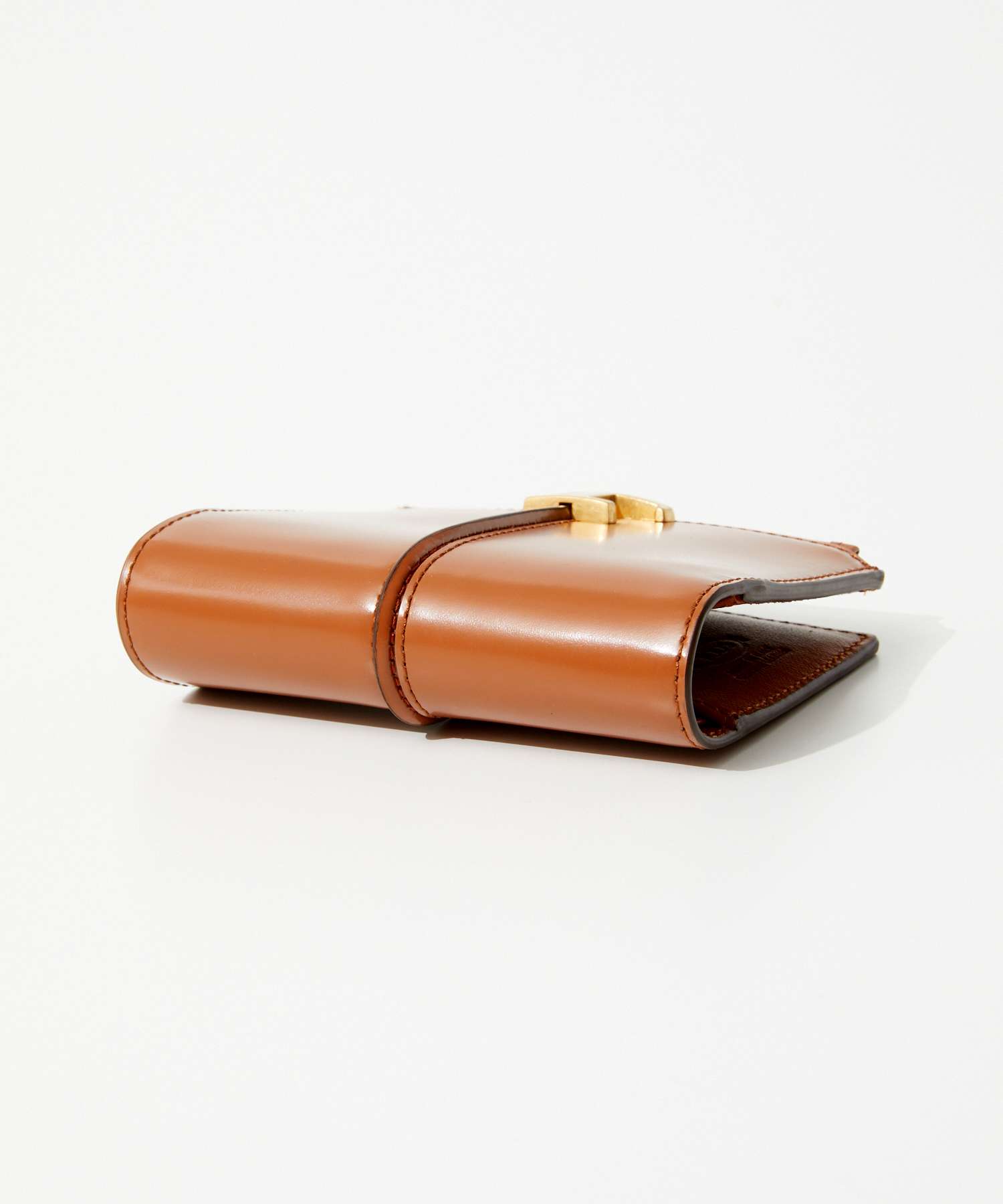 トッズ TOD'S XAWTSKBA200 KET 二つ折り財布 JASON CLOUD LUXOR