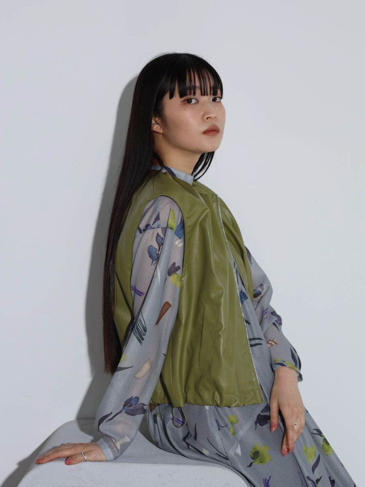 美品】RADIATE ヤマダヤフェイクレザー中綿ベストブラック