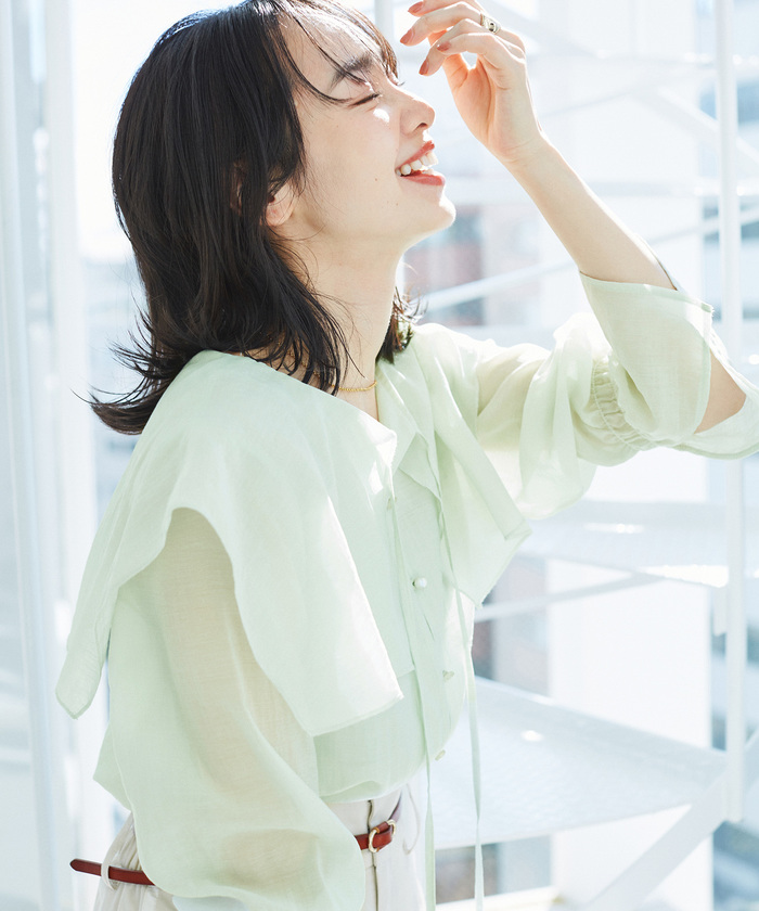セール】【WEB限定】【洗える】ケープカラーリボンブラウス
