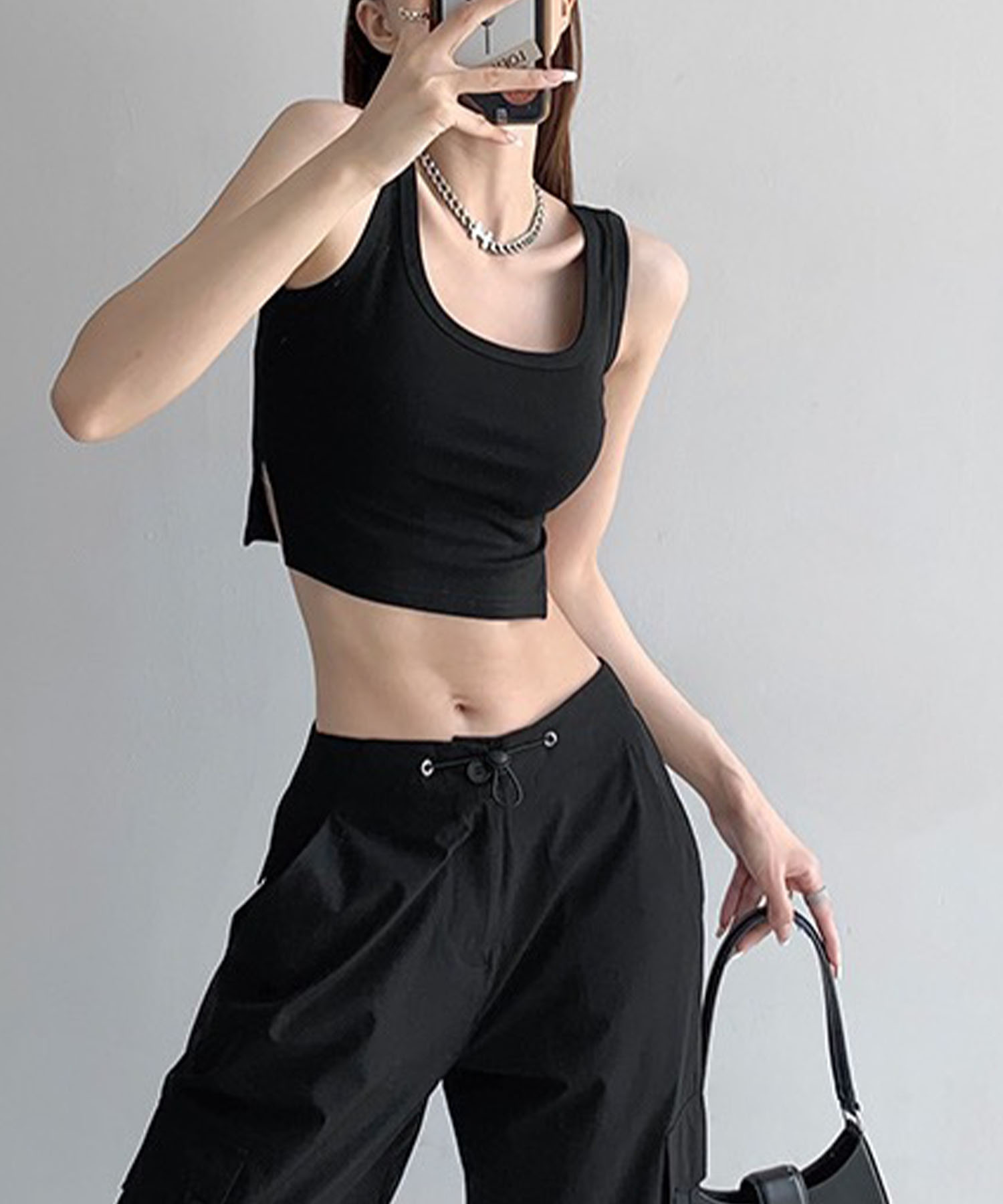 セール】カップ付きショートタンクトップ（タンクトップ