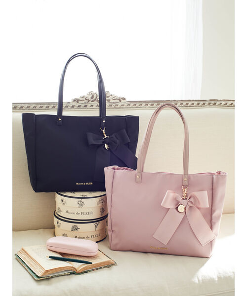 メゾン ド フルール Maison de FLEUR リボンチャーム付き3ルーム